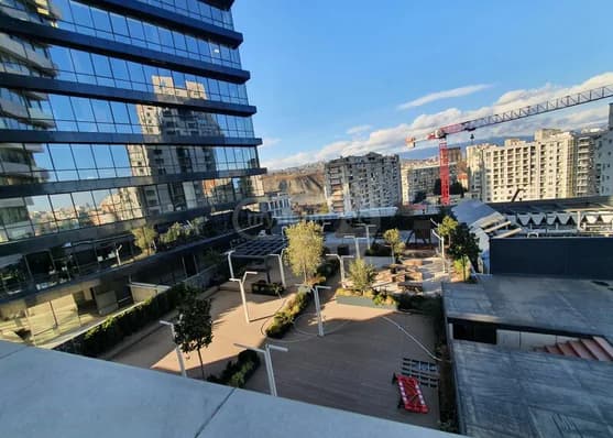 Urgently For rent 4-room apartment in Vake, in Tbilisi thumbnail 2