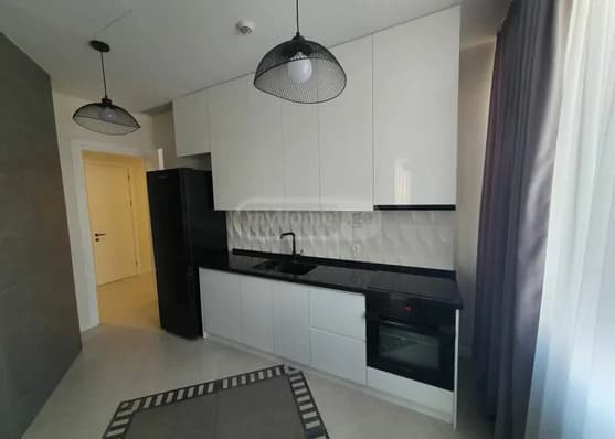 Urgently For rent 4-room apartment in Vake, in Tbilisi thumbnail 3
