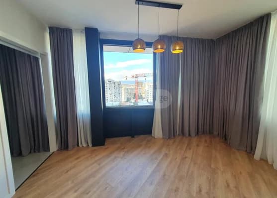 Urgently For rent 4-room apartment in Vake, in Tbilisi thumbnail 4