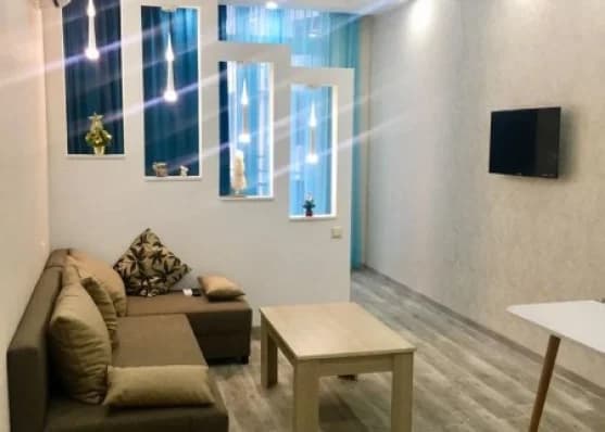 Short term rent 1-room apartment in Batumi