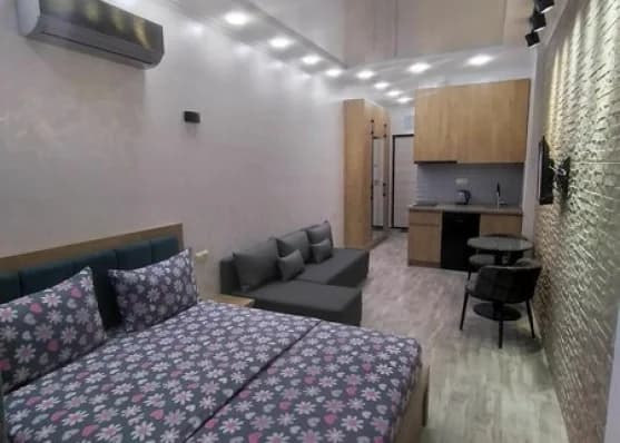 Short term rent 1-room apartment in Batumi