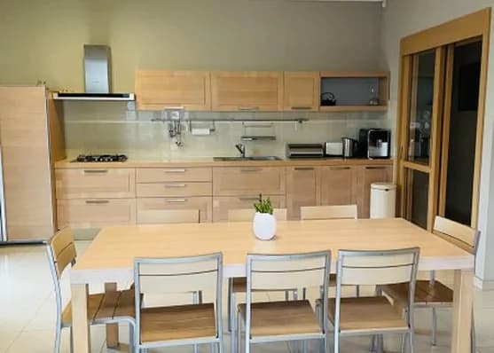For sale 6-room apartment on Vera, in Tbilisi
