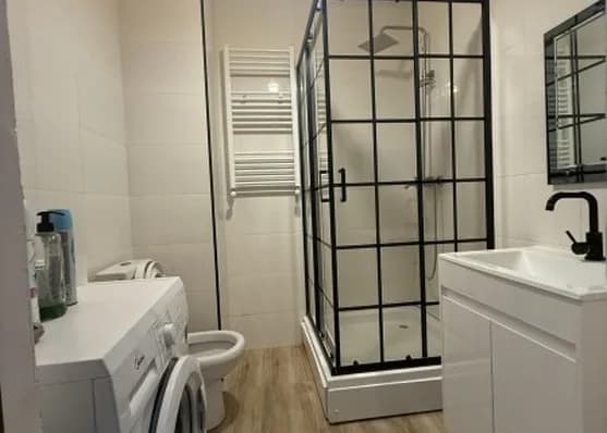Urgently For rent 2-room apartment in Avlabari, in Tbilisi