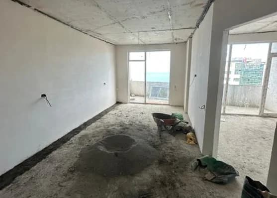 Urgently For sale 3-room apartment in Batumi thumbnail 5