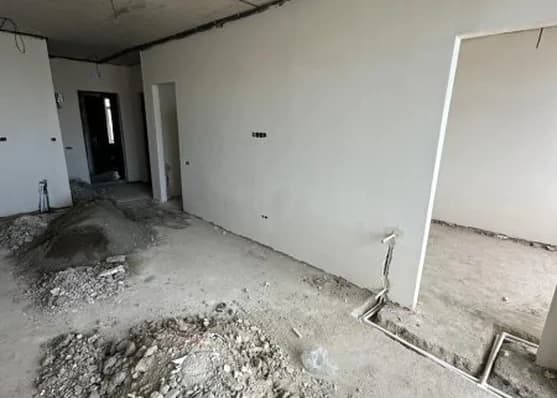 Urgently For sale 3-room apartment in Batumi thumbnail 2