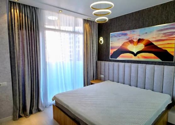 Urgently For sale 3-room apartment in Batumi