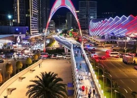 Urgently For sale 1-room apartment in Batumi thumbnail 5