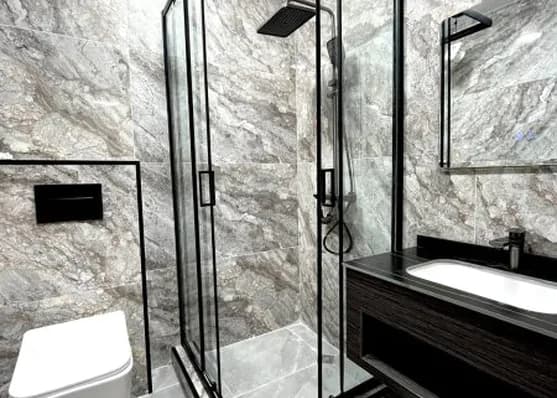 Urgently For sale 3-room apartment in Batumi thumbnail 2