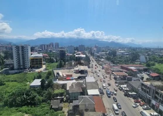 For sale 3-room apartment in Batumi thumbnail 5