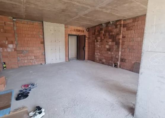 Urgently For sale 2-room apartment in Batumi thumbnail 2