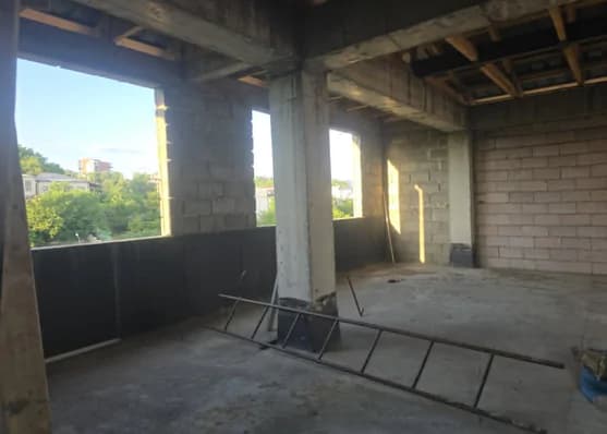 For sale 4-room apartment in Kutaisi thumbnail 5