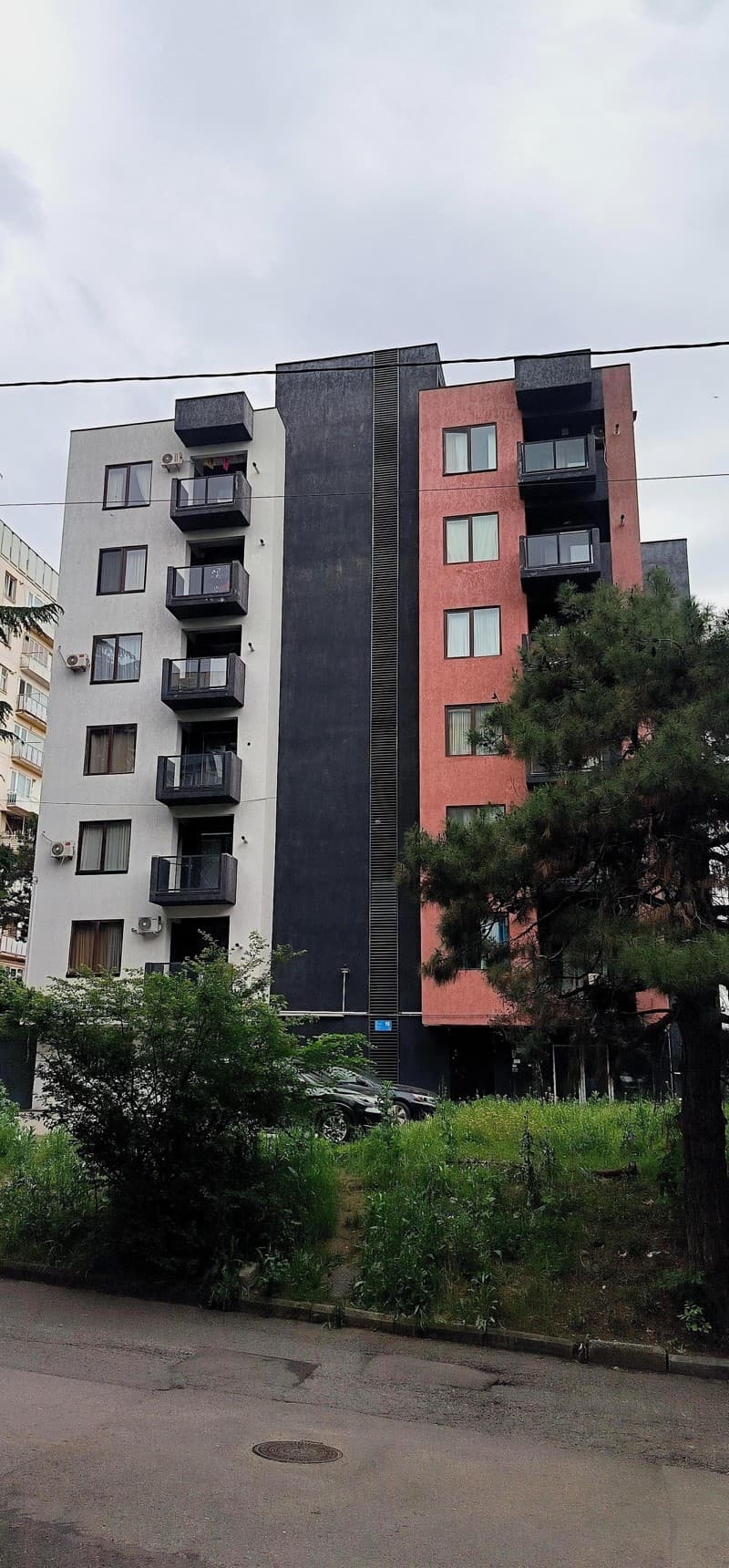 Omar Khizanishvili St, 98 thumbnail 2