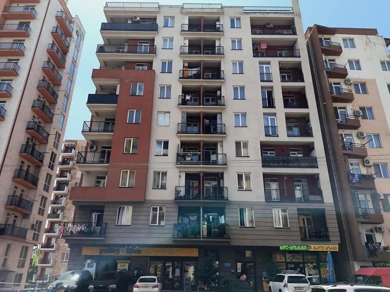 Teimuraz Bochorishvili St, 24