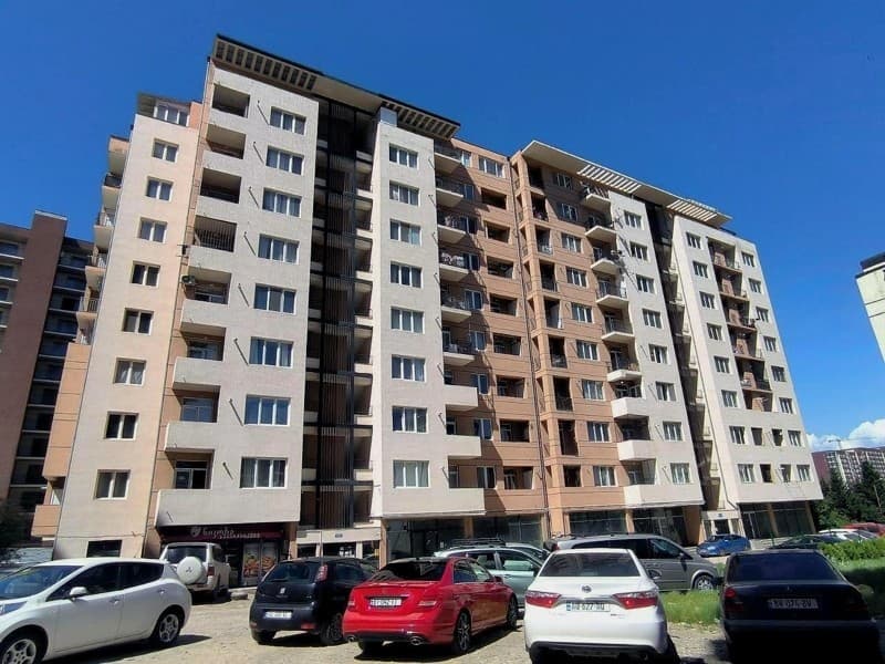Didi Digomi 3rd Microdistrict, 25