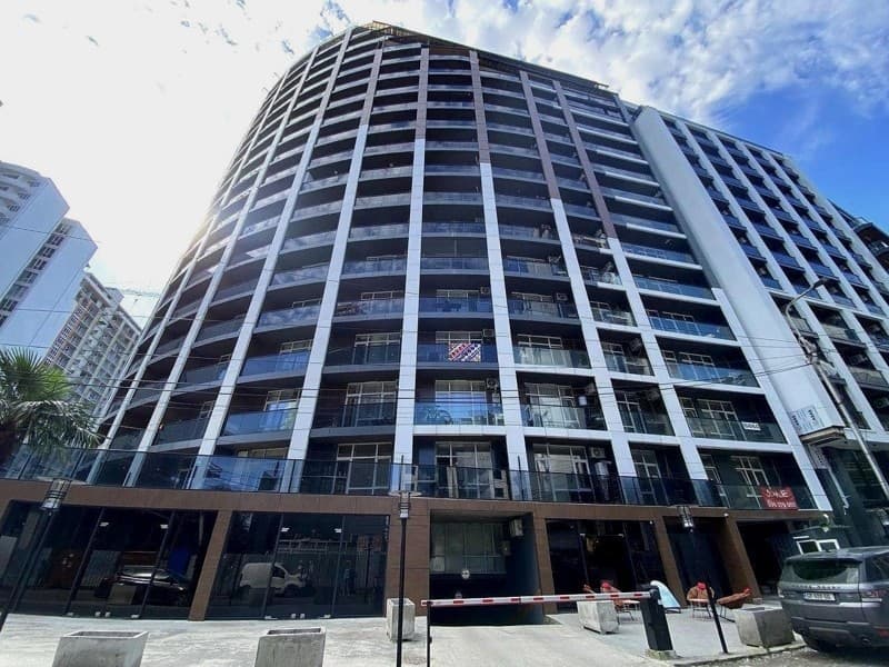 Bi Residence thumbnail 2
