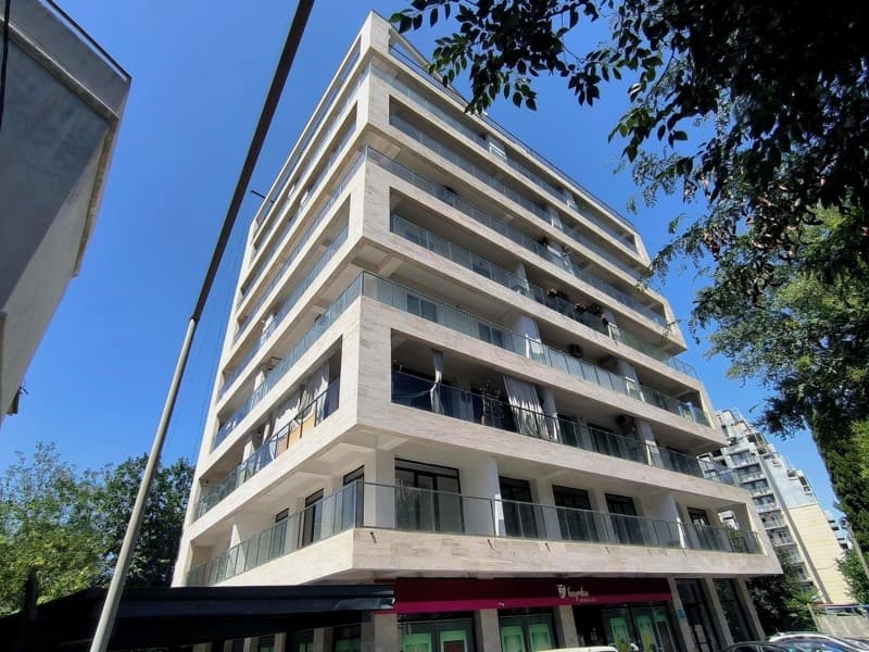 Dux Ortachala Apartment