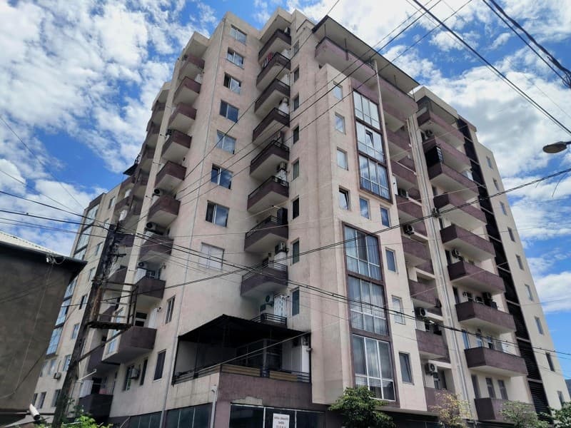 Artem Lusiniani St, 5