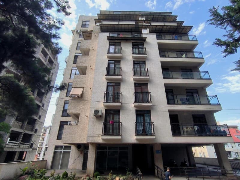 Sairme St, 35