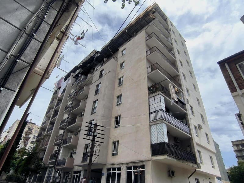 Platon Ioseliani St, 30 thumbnail 2
