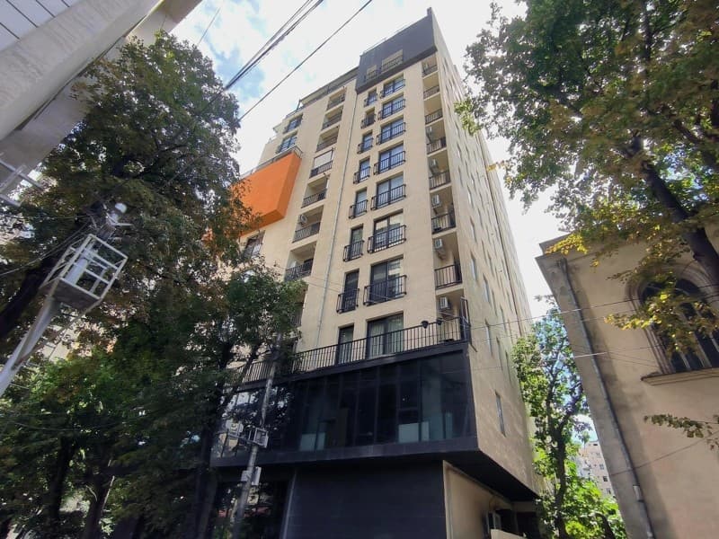 Iakob Nikoladze St, 5
