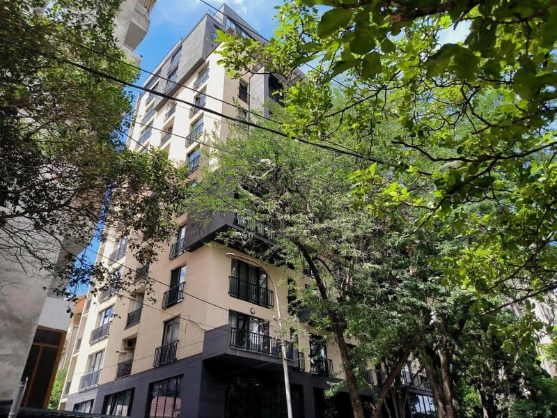 Iakob Nikoladze St, 5 thumbnail 3