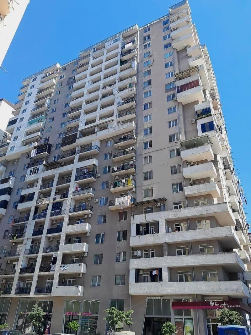 David Aghmashenebeli St, 3