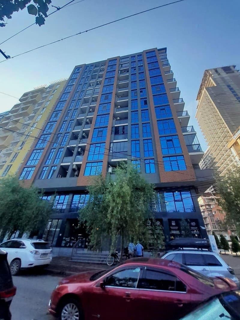 Sea Star Building thumbnail 2