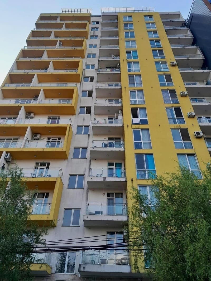 Metro Plus Batumi thumbnail 3