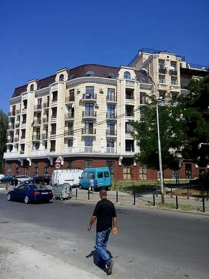 Bidzina Kvernadze St, 20 thumbnail 2