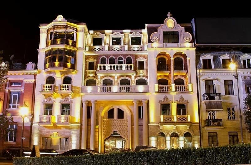 Golden Palace thumbnail 5