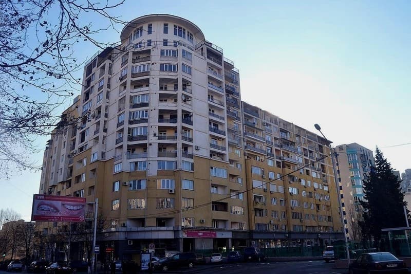 Vaja-Pshavela Ave, 70a, 70b thumbnail 4