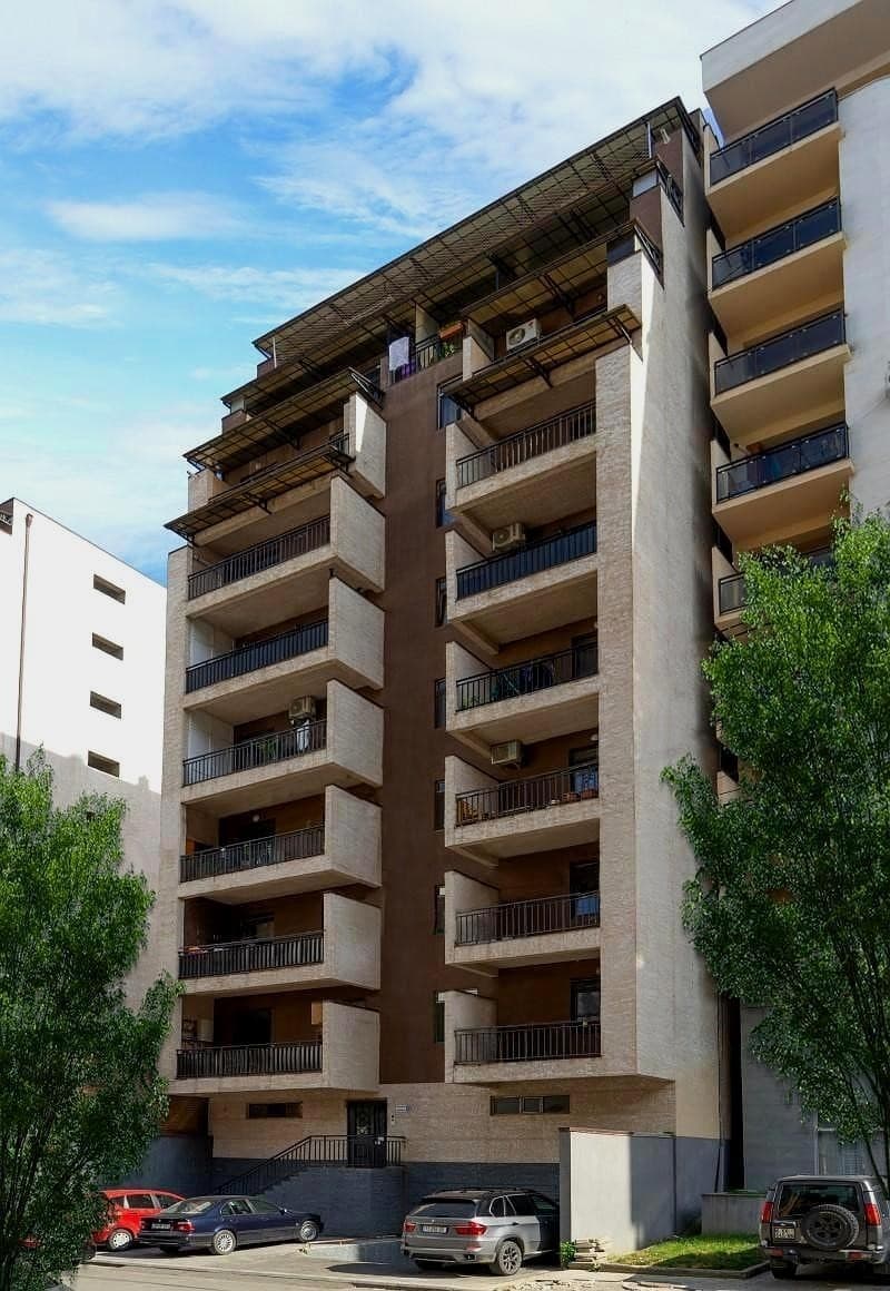 Archil Tsagareli St, 68 thumbnail 2