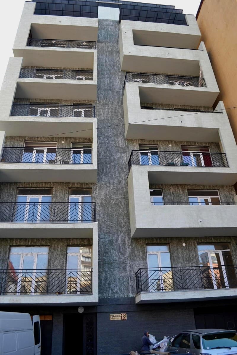 Mikheil Burdzgla St, 20 thumbnail 2