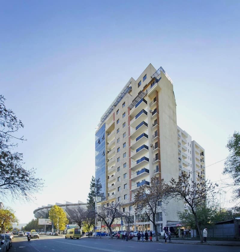Slava Metreveli St, 6 thumbnail 4