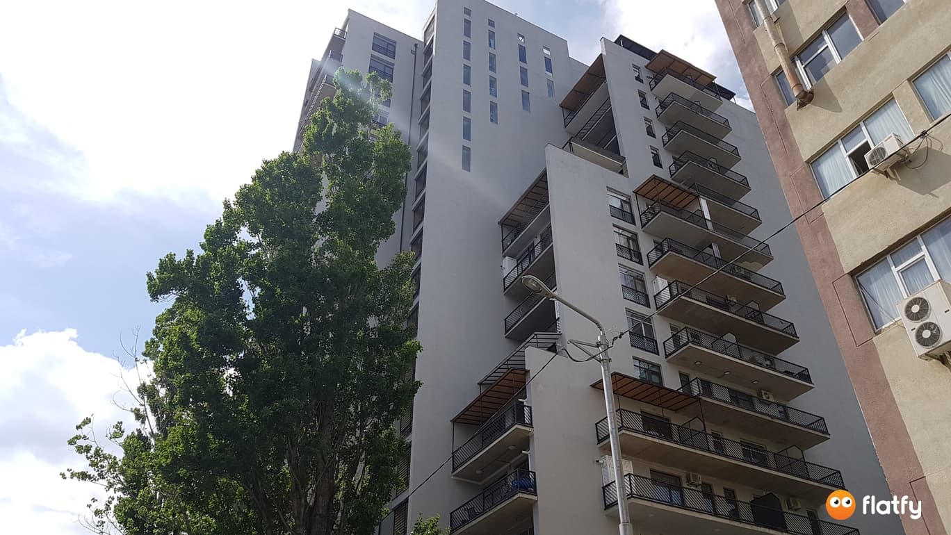 Zurab Anjaparidze St, 23 thumbnail 3