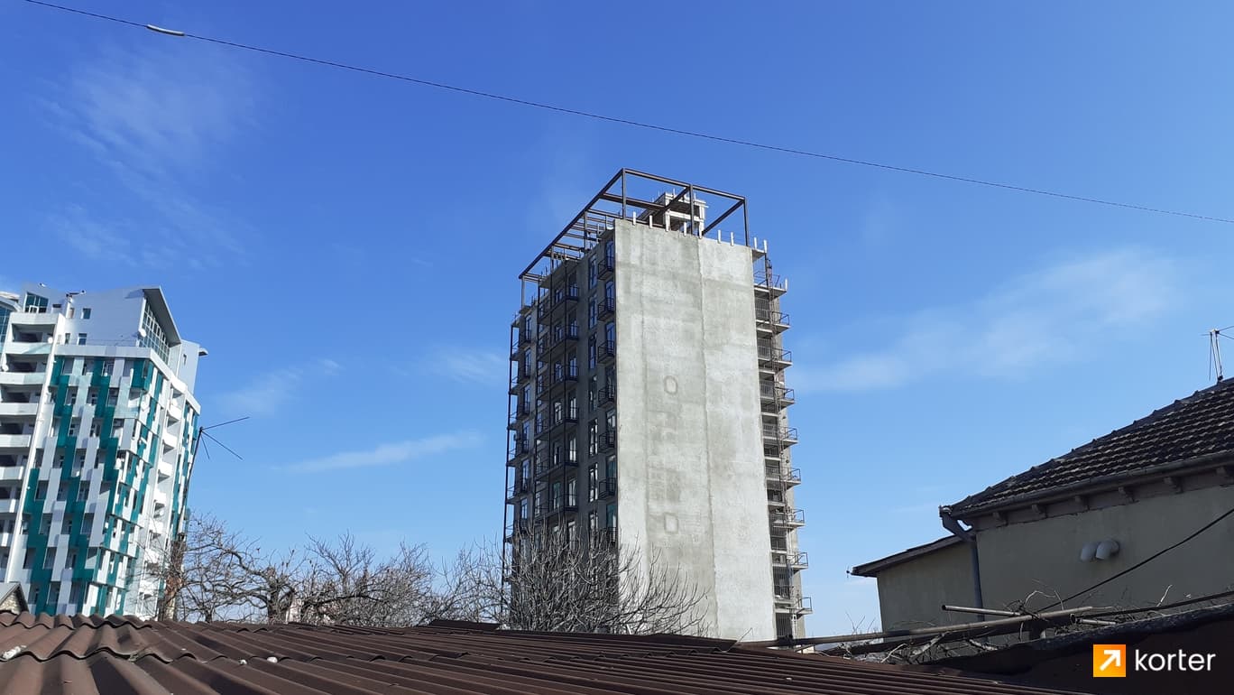 Sarajishvili Residense thumbnail 3