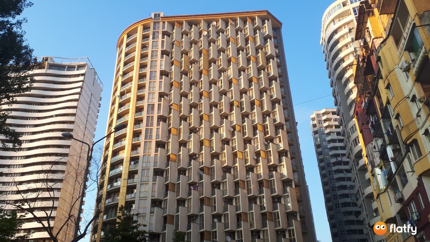 Orbi Plaza thumbnail 3
