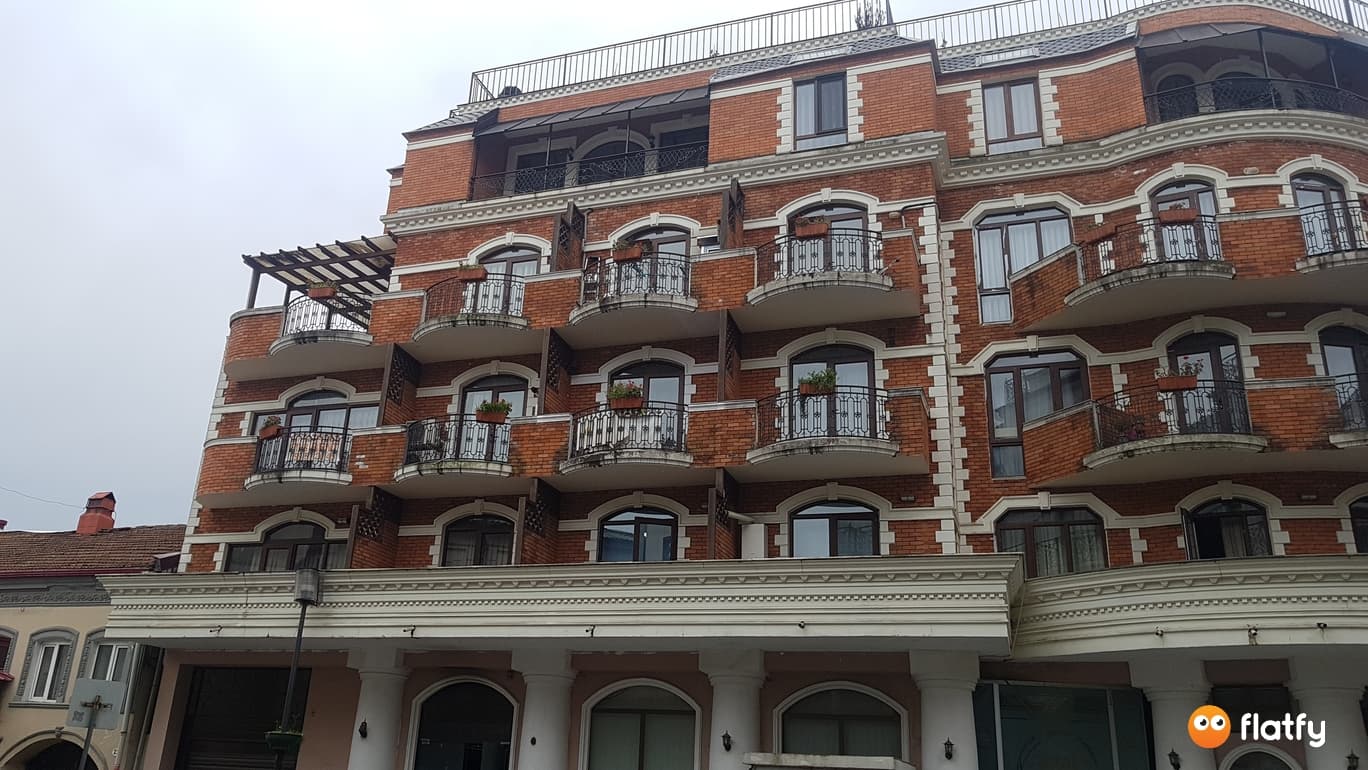 Vakhtang Gorgasali St, 15 thumbnail 3