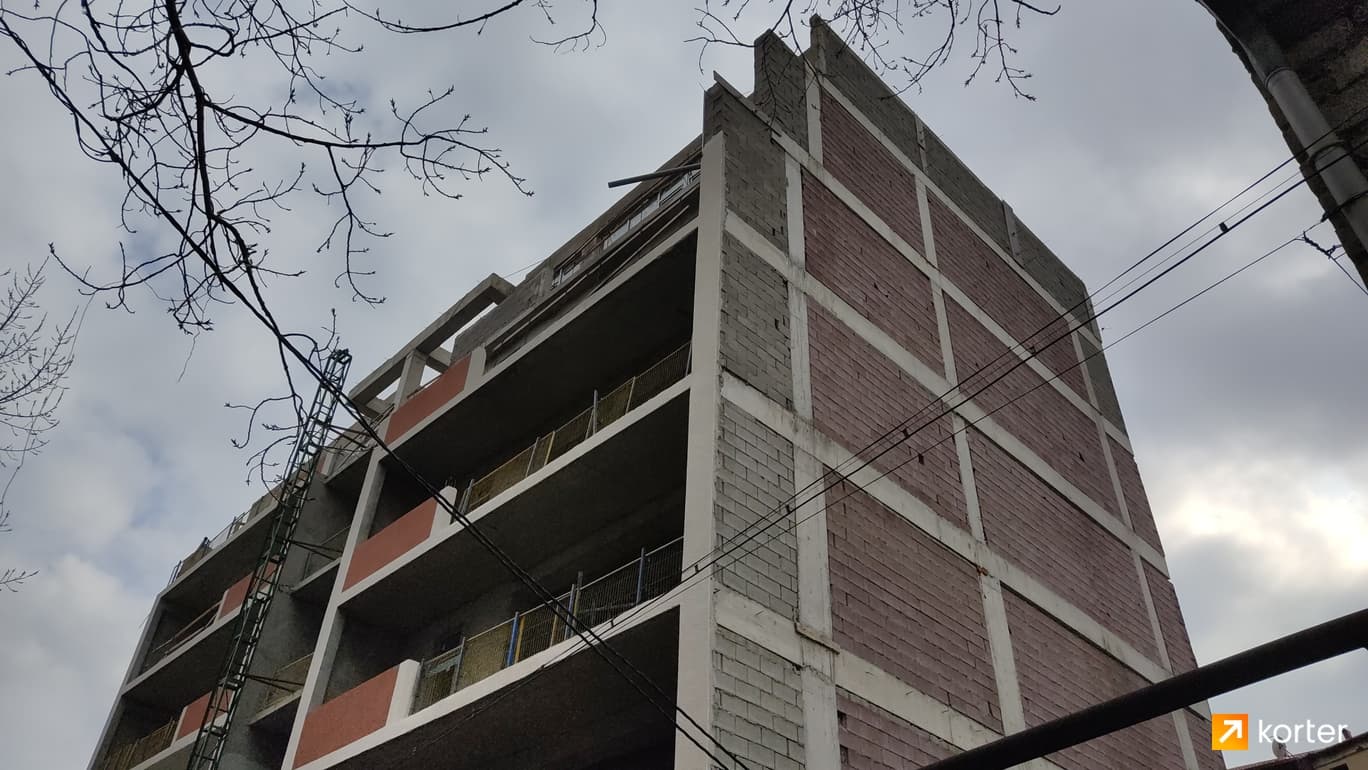 Roof Sairme thumbnail 3