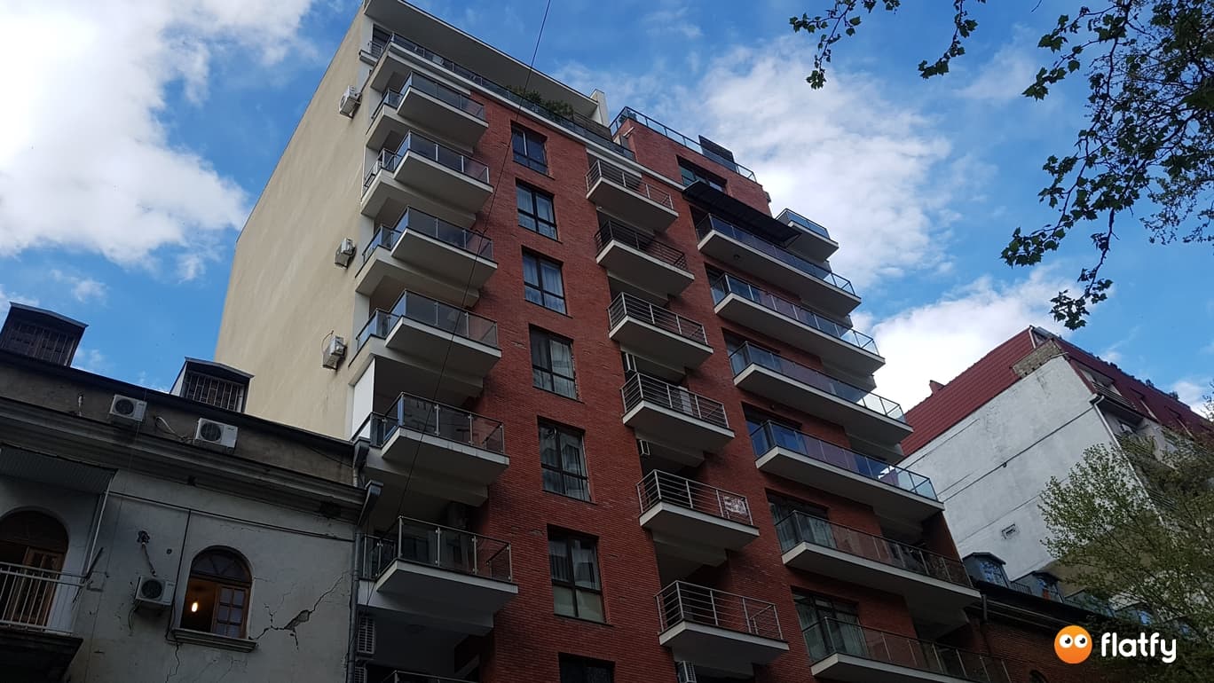 Abashidze Apartment thumbnail 3