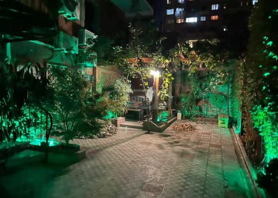 Urgently For rent 8-room apartment on Saburtalo, in Tbilisi