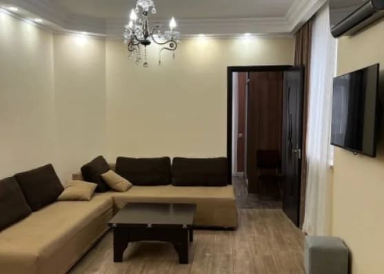 Urgently For rent 4-room apartment in Batumi