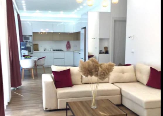 Urgently For rent 3-room apartment in Vake, in Tbilisi