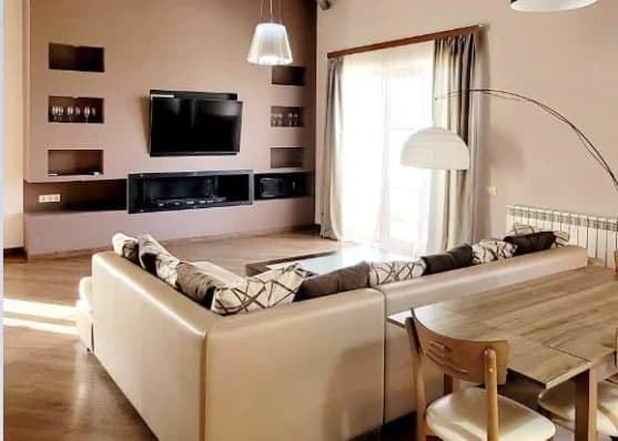 Urgently For sale 5-room apartment in Vake, in Tbilisi