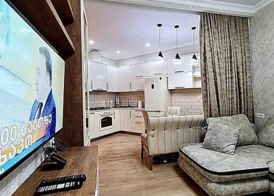 Urgently For rent 2-room apartment in Batumi