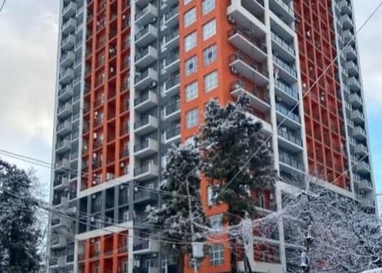 Urgently For rent 3-room apartment in Batumi