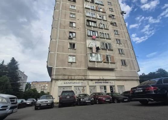 Urgently For sale 1-room apartment in Nutsubidze plateau, in