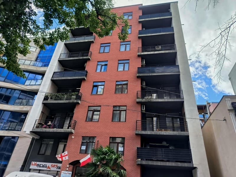 Demax Oniashvili 30