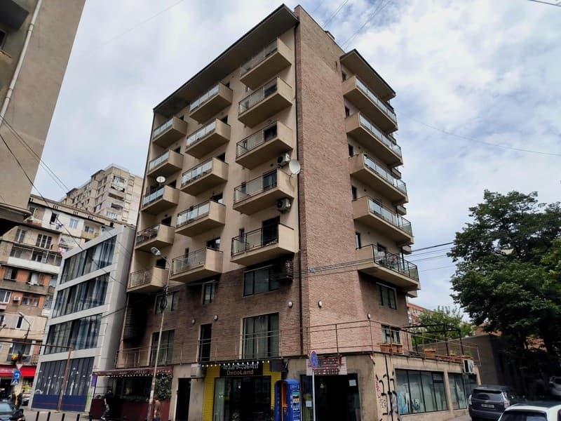 Meliton and Andria Balanchivadze St, 37