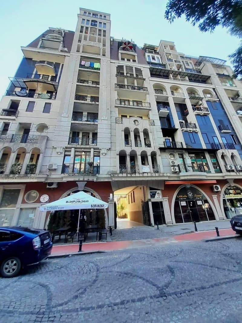Vazha-Pshavela St, 8